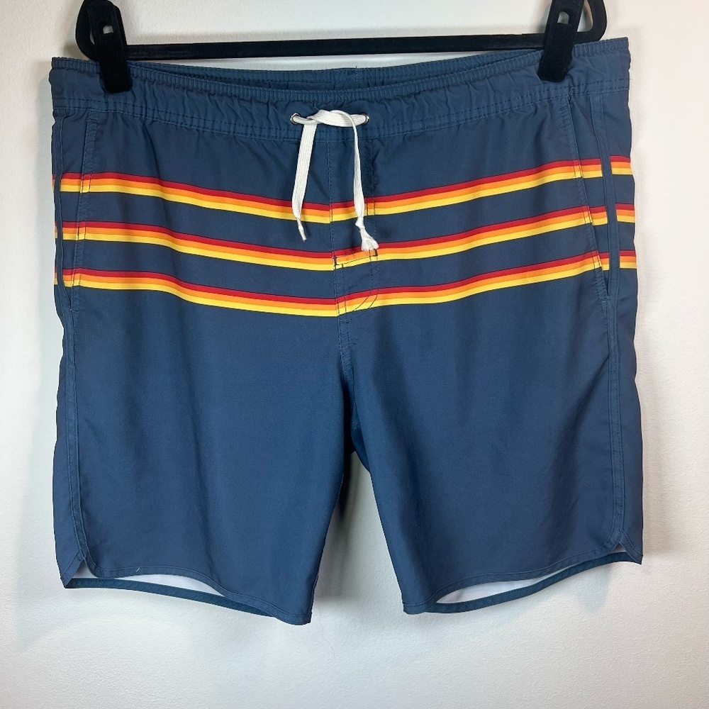 Fair Harbor Anchor Shorts Blue 3 Stripes Shorts Lined Pockets Swim Casual Medium